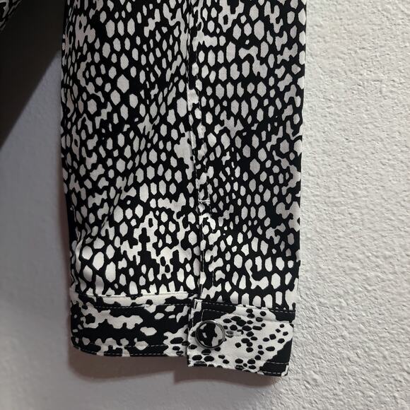 Christopher & Banks Black & White Design Blazer Jacket l Size: M - Picture 6 of 9